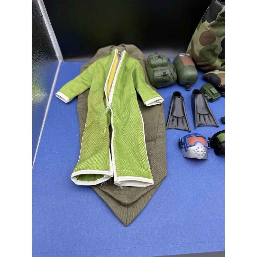 Vintage G.I. Joe Weapons & Accessories Lot Mixed Military Gear Parts - Picture 2 of 5